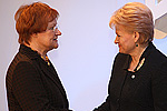 Tasavallan presidentti Tarja Halonen ja Liettuan presidentti Dalia Grybauskaitë. Copyright © Tasavallan presidentin kanslia